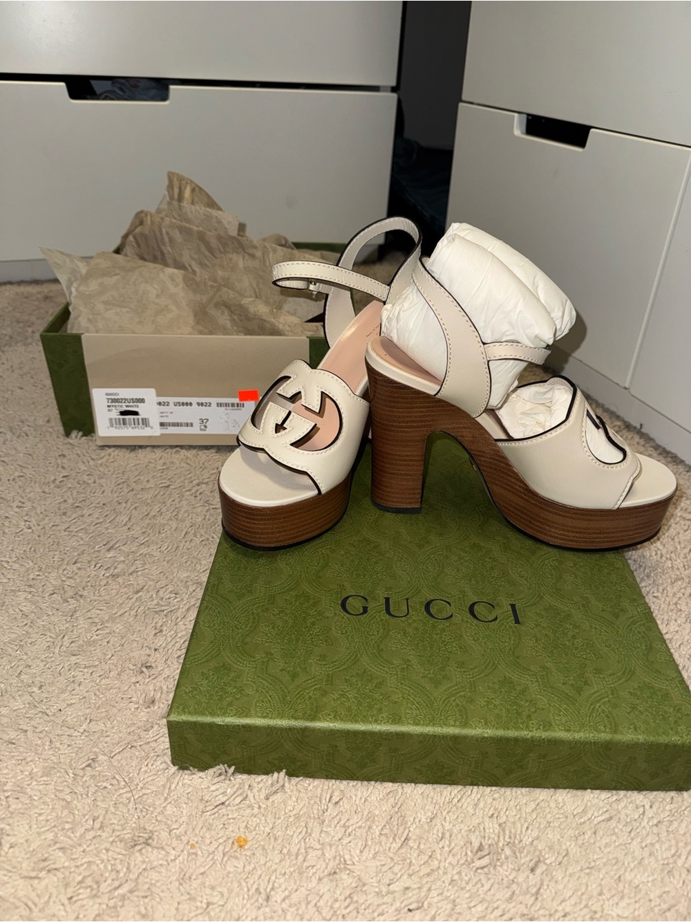 Gucci Cream Leather Interlocking G Platform Sandals - Picture 3 of 5